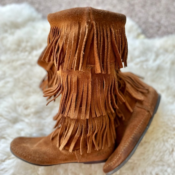 Minnetonka Moccasin 3-layer Fringe Suede Leather Tall Boots - Picture 5 of 16